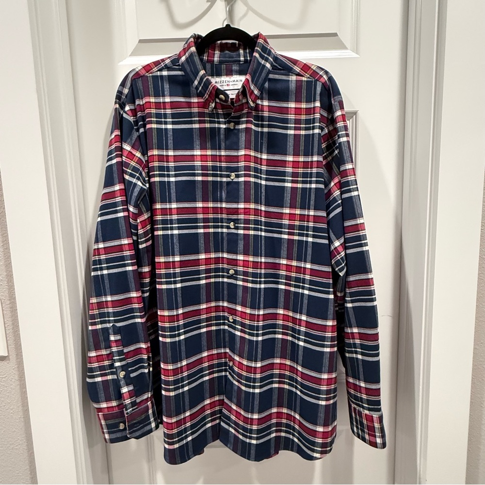 Mizzen+Main Red and Blue Plaid Button Down Shirt